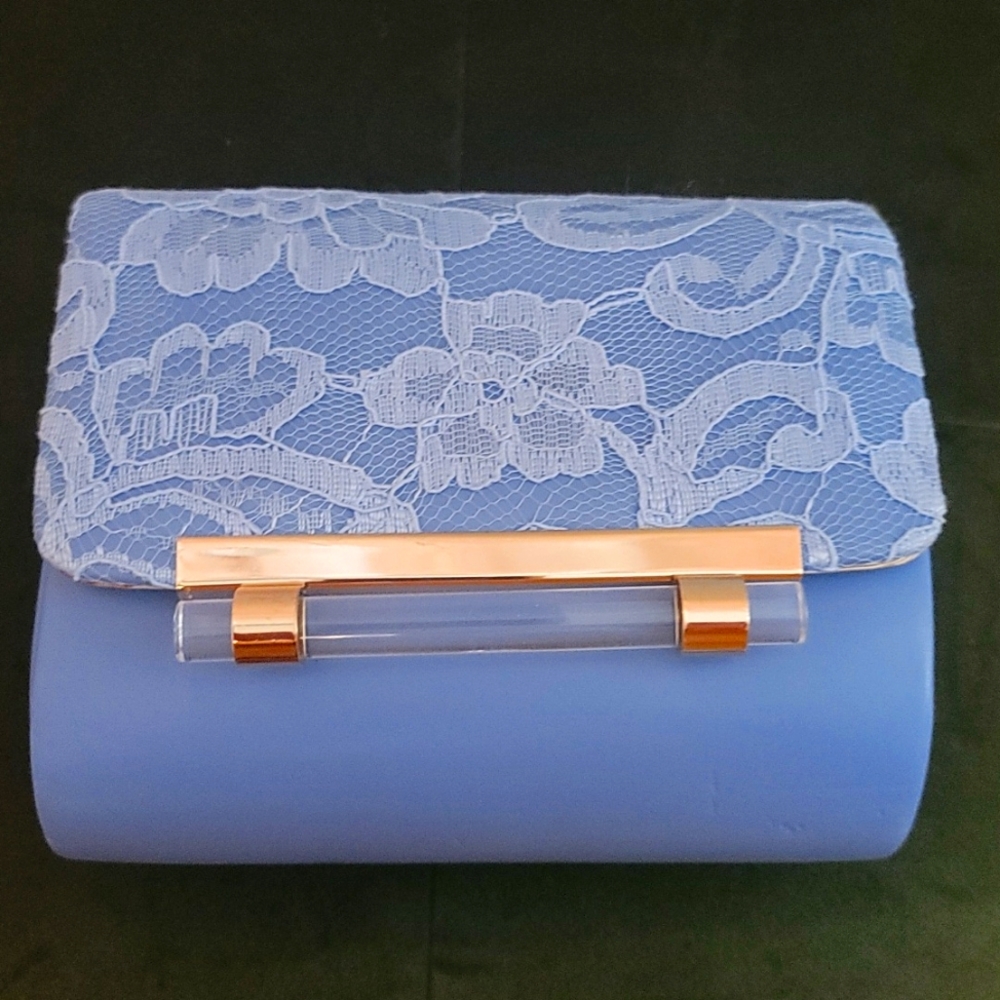 Bebe- Blue chain 👜 Handbags